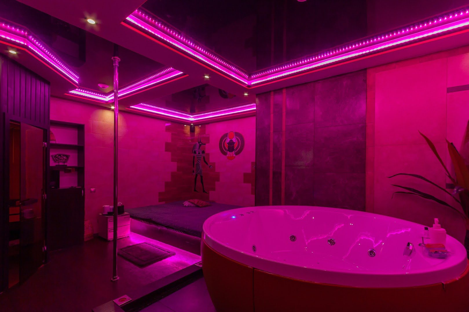 Imperia | Men's Club Yekaterinburg - Erotic Massage in Yekaterinburg, Russia