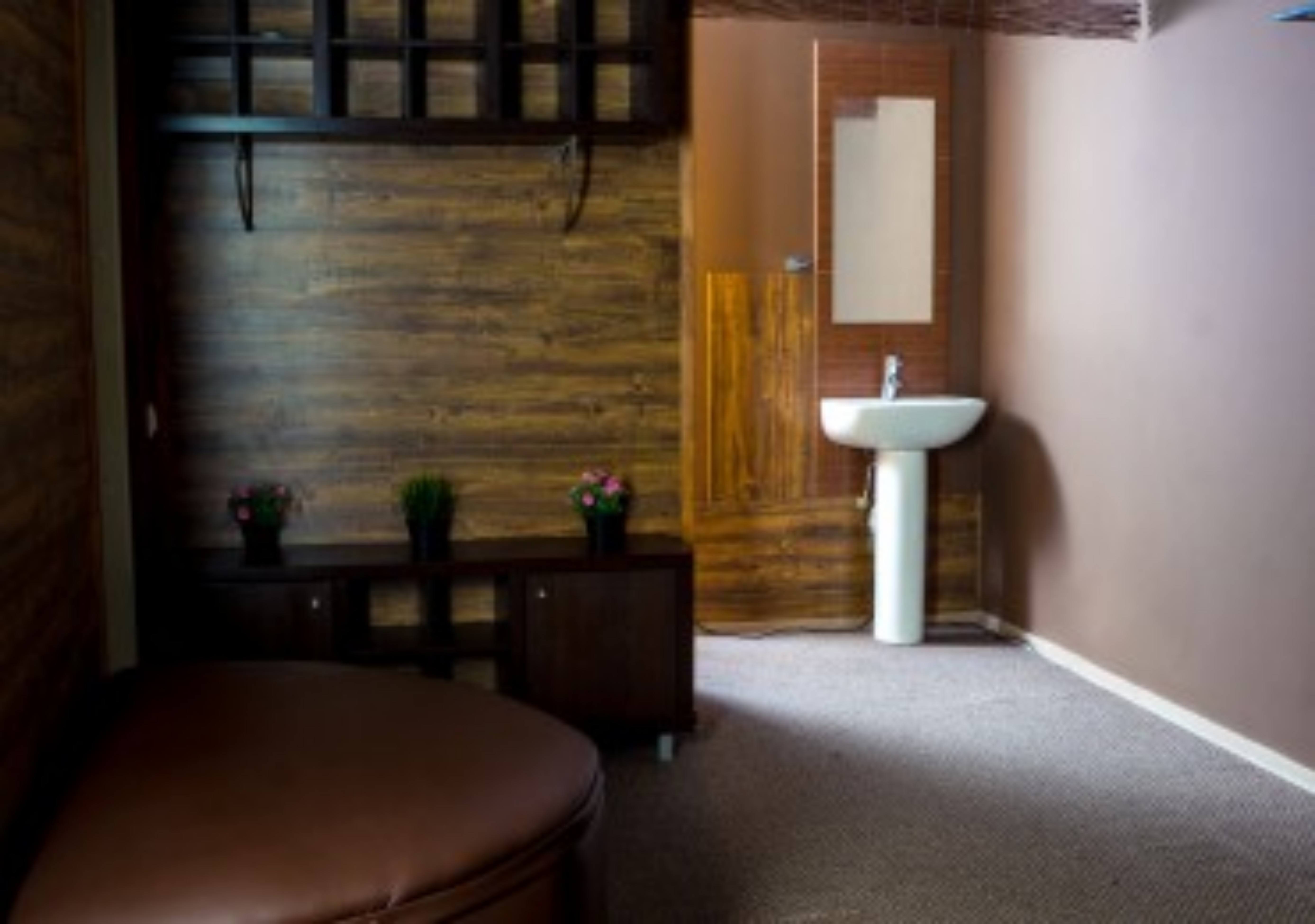 Krugeva Vip - Erotic Massage in Yekaterinburg, Russia