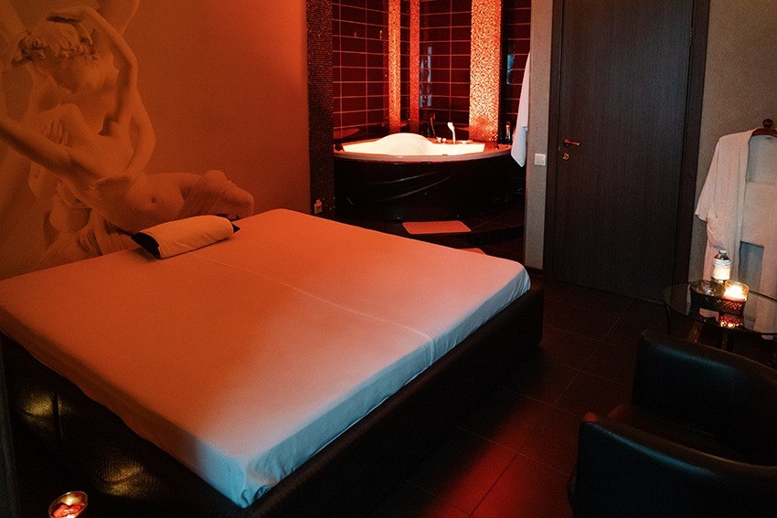 Мужской клуб 18+ - Erotic Massage in Yekaterinburg, Russia