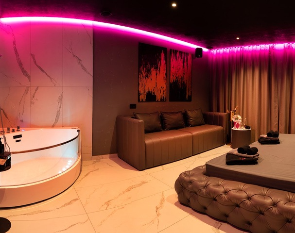 Мужской салон Natali Spa - Erotic Massage in Yekaterinburg, Russia