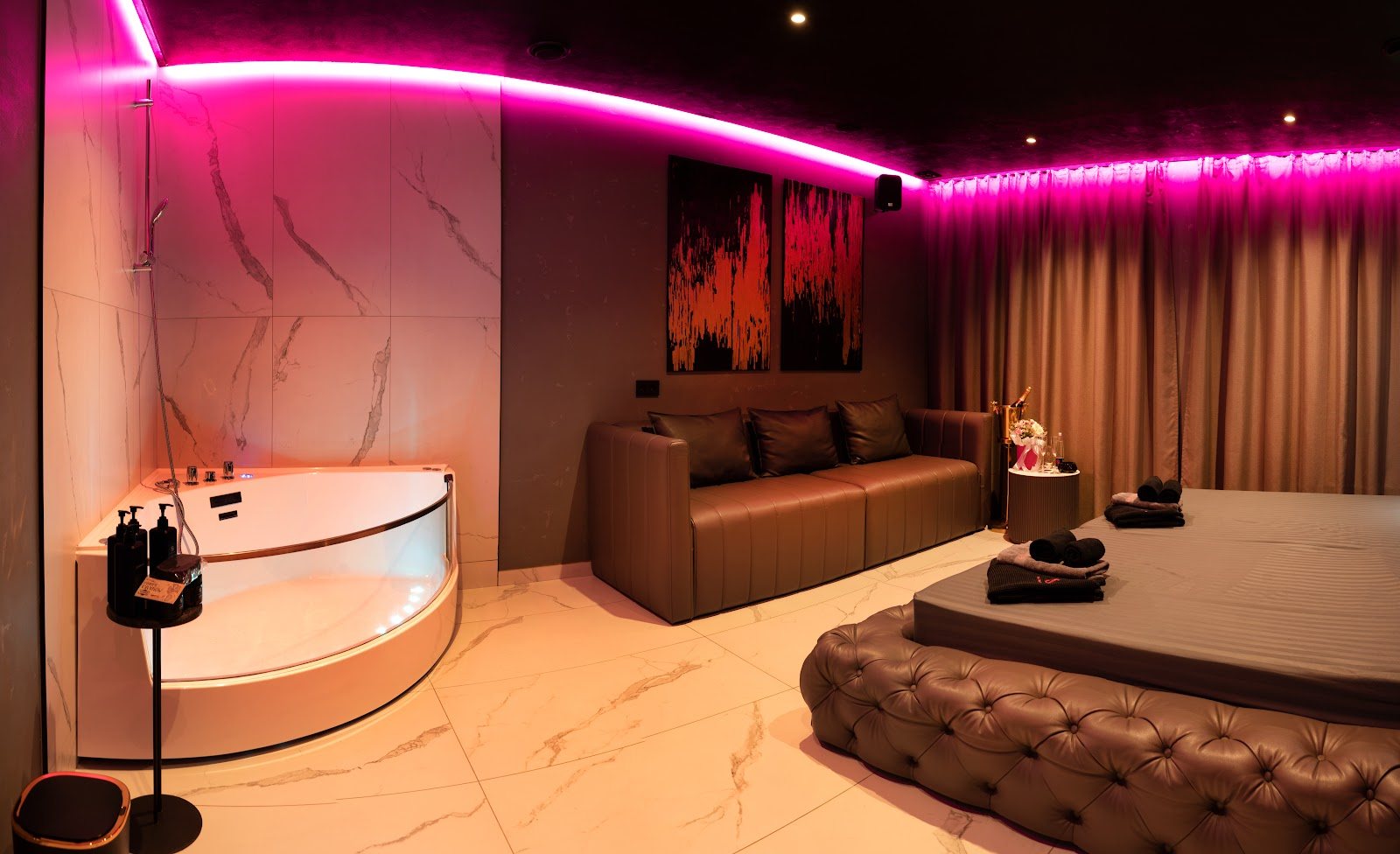 Мужской салон Natali Spa - Erotic Massage in Yekaterinburg, Russia