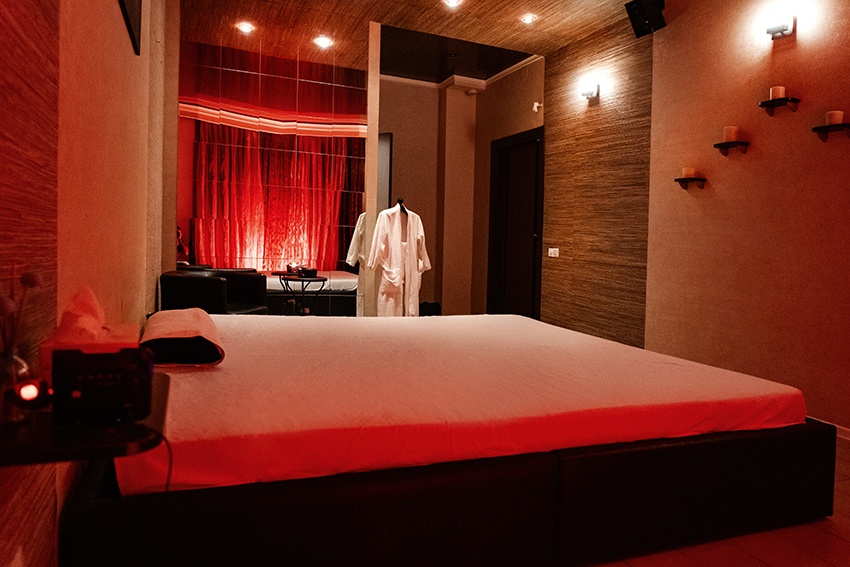 Nega - Erotic Massage in Yekaterinburg, Russia