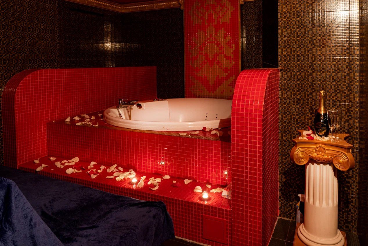 Oblaka - Erotic Massage in Yekaterinburg, Russia