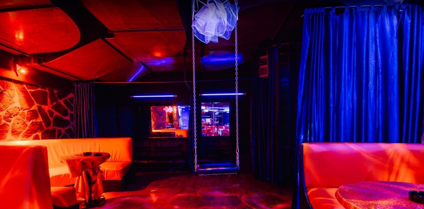 Black Rose - Striptease Club - Nightclub in Beograd, Serbia