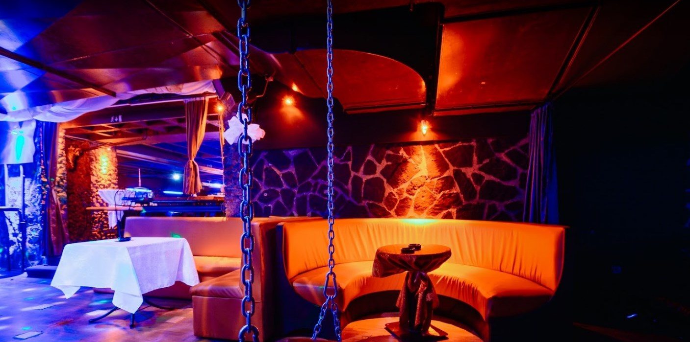 Black Rose - Striptease Club - Nightclub in Beograd, Serbia