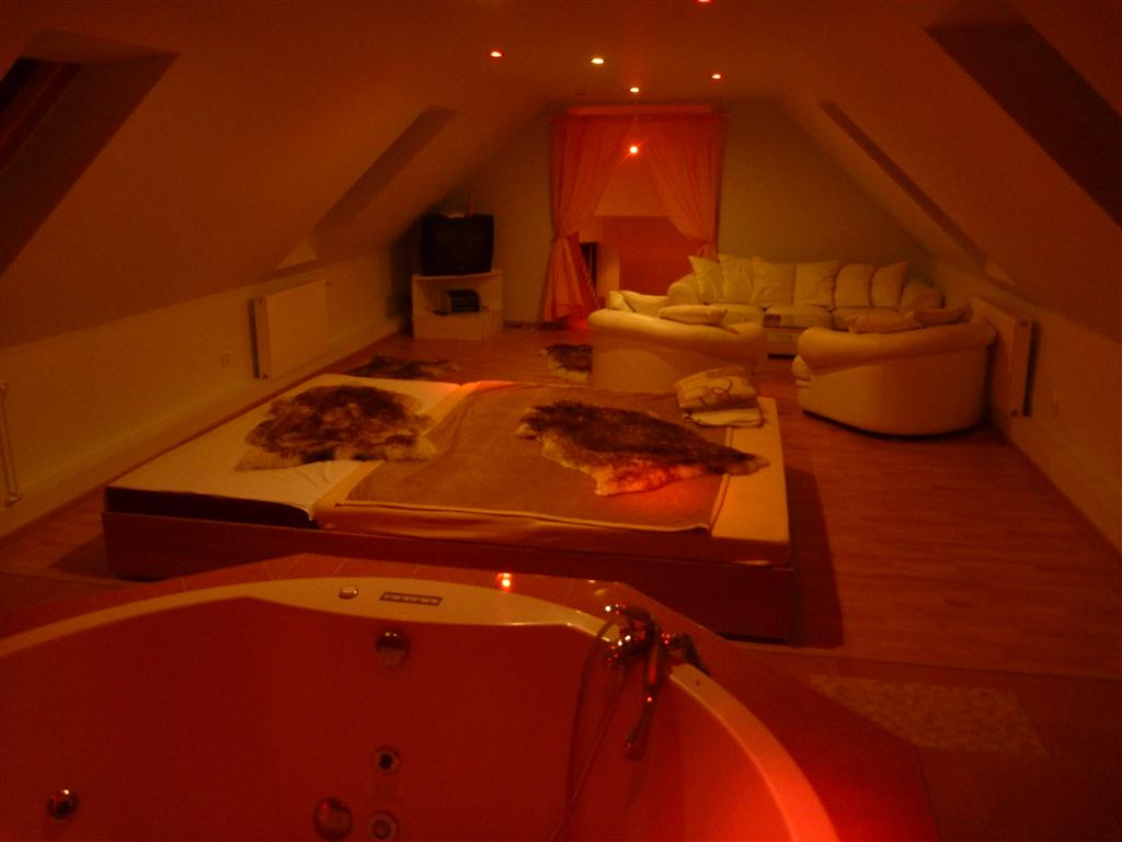 Erotic Salon Marilyn - Brothel in Babina, Slovakia