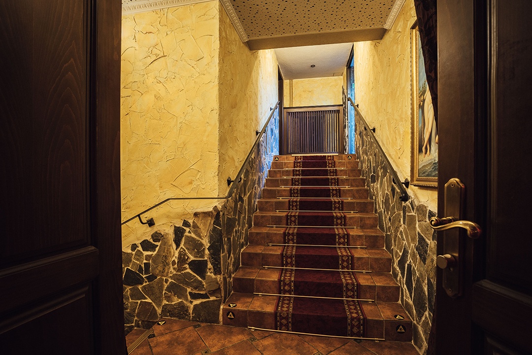 Royal Night Club - Brothel in Bratislava, Slovakia