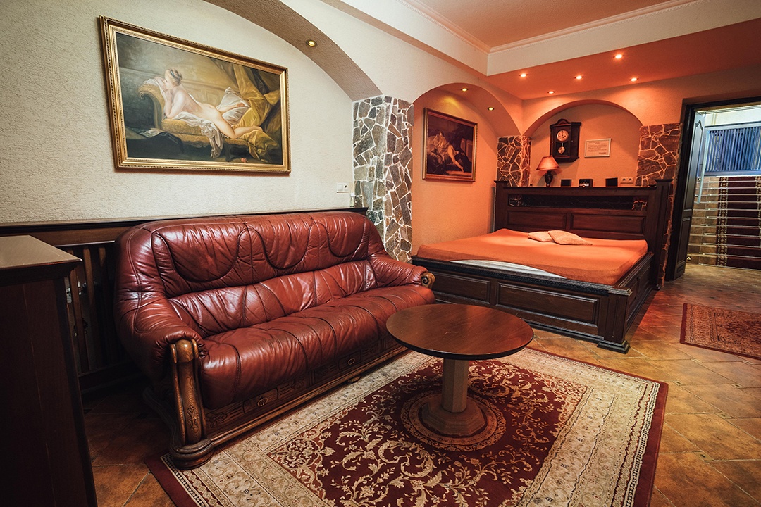 Royal Night Club - Brothel in Bratislava, Slovakia