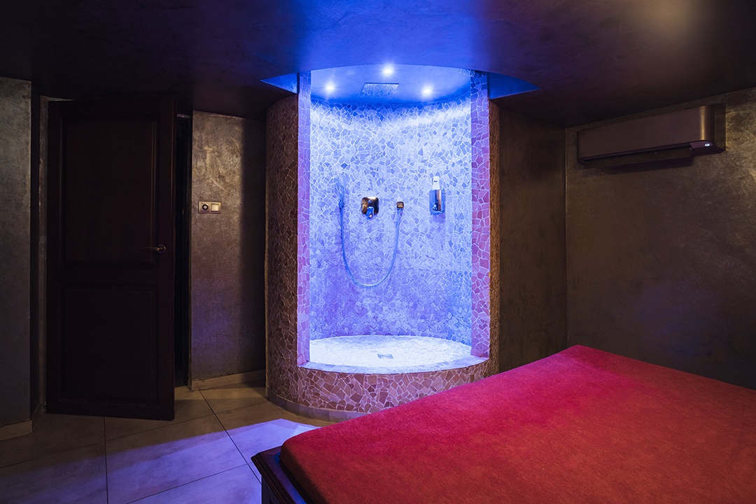Royal Night Club - Brothel in Bratislava, Slovakia