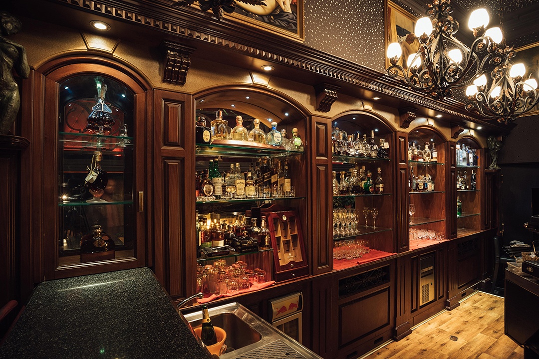 Royal Night Club - Brothel in Bratislava, Slovakia