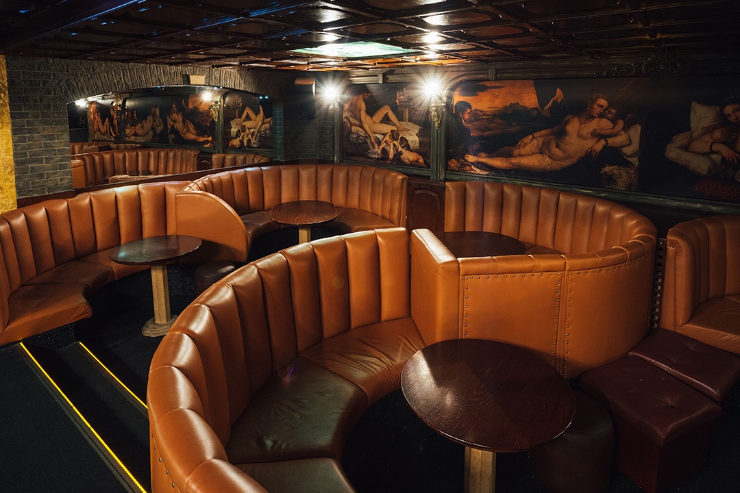 Royal Night Club - Brothel in Bratislava, Slovakia