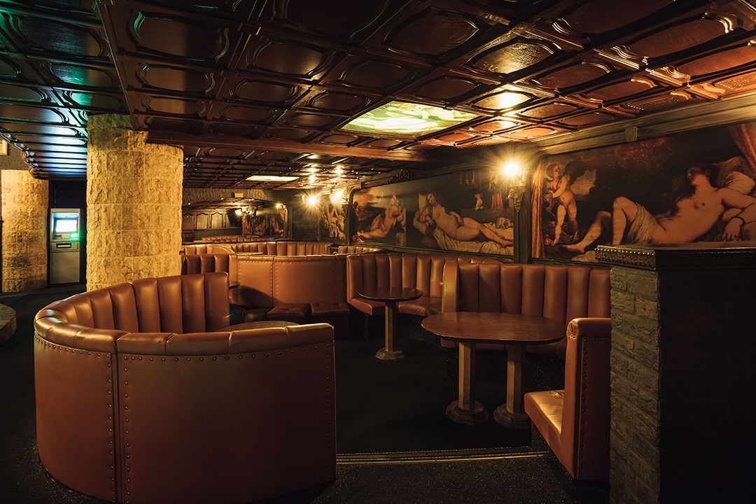 Royal Night Club - Brothel in Bratislava, Slovakia
