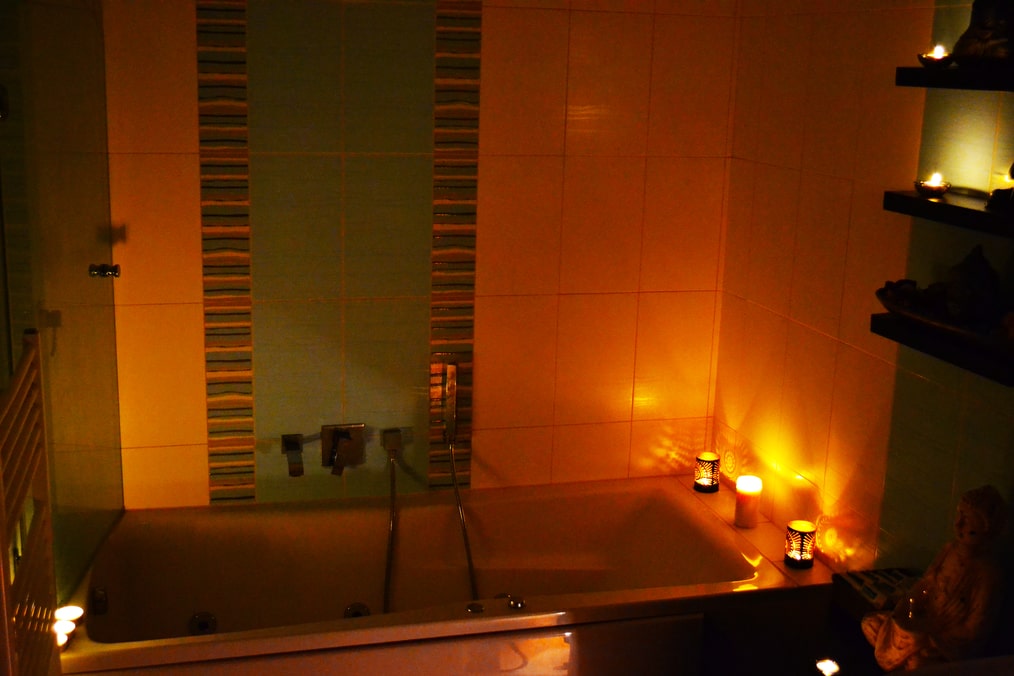 Tantra Diamond Bratislava - Erotic Massage in Bratislavsky Kraj, Slovakia