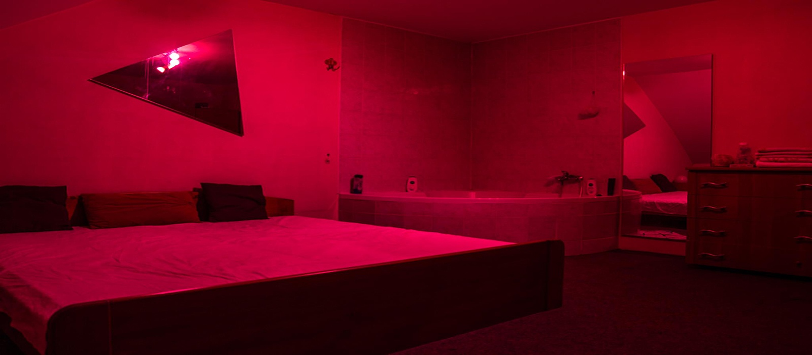Aladin Erotic Night Club - Brothel in Poprad, Slovakia