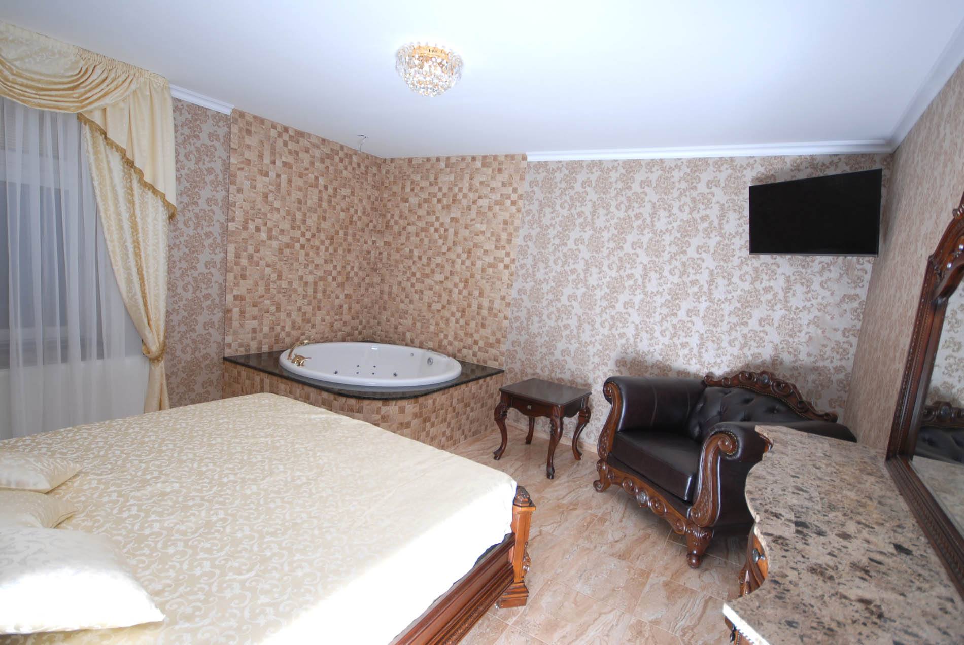 Luxury Night Club Šamorin - Brothel in Trnavsky Kraj, Slovakia
