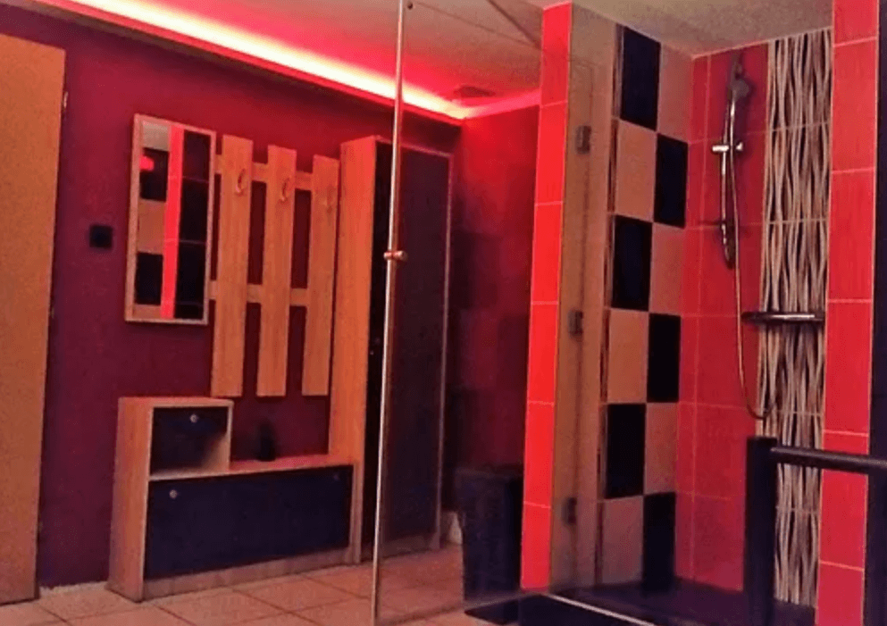 Erotický Nočný Klub Divokí Anjeli - Nightclub in Zhilina, Slovakia