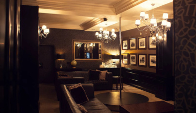 Mavericks Revue Bar - Nightclub in Cape Town, South Africa