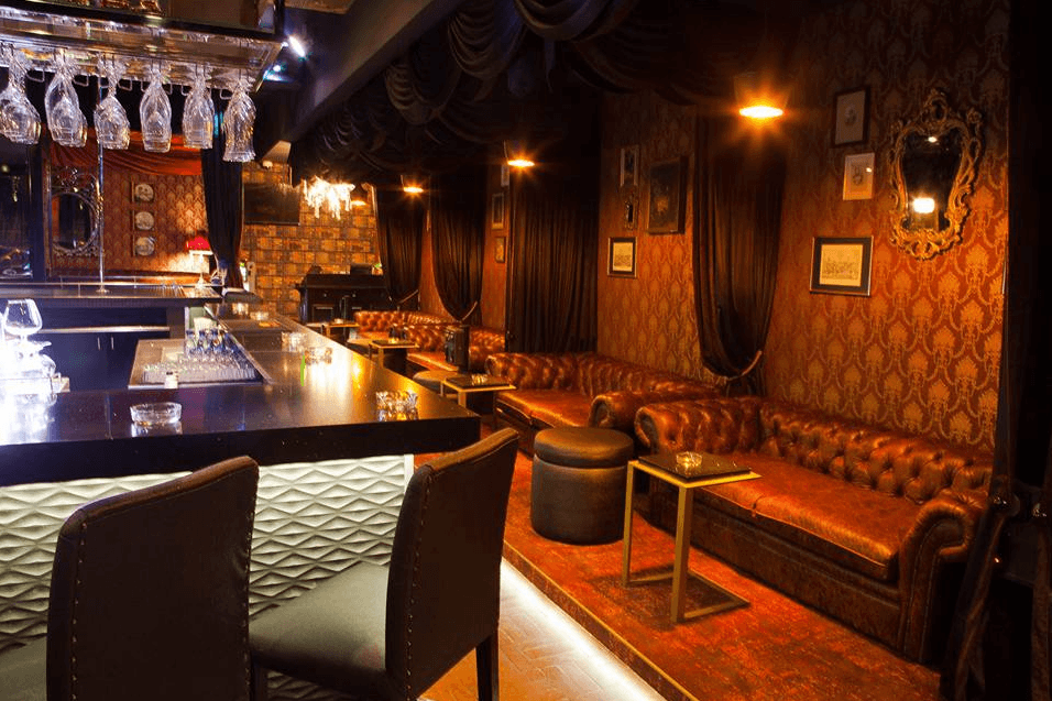 Mavericks Revue Bar - Nightclub in Cape Town, South Africa