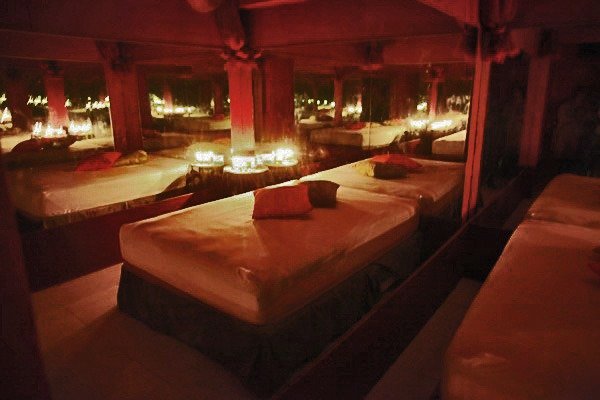 Lisa's Lounge - Swinger Club in Cape Town, South Africa