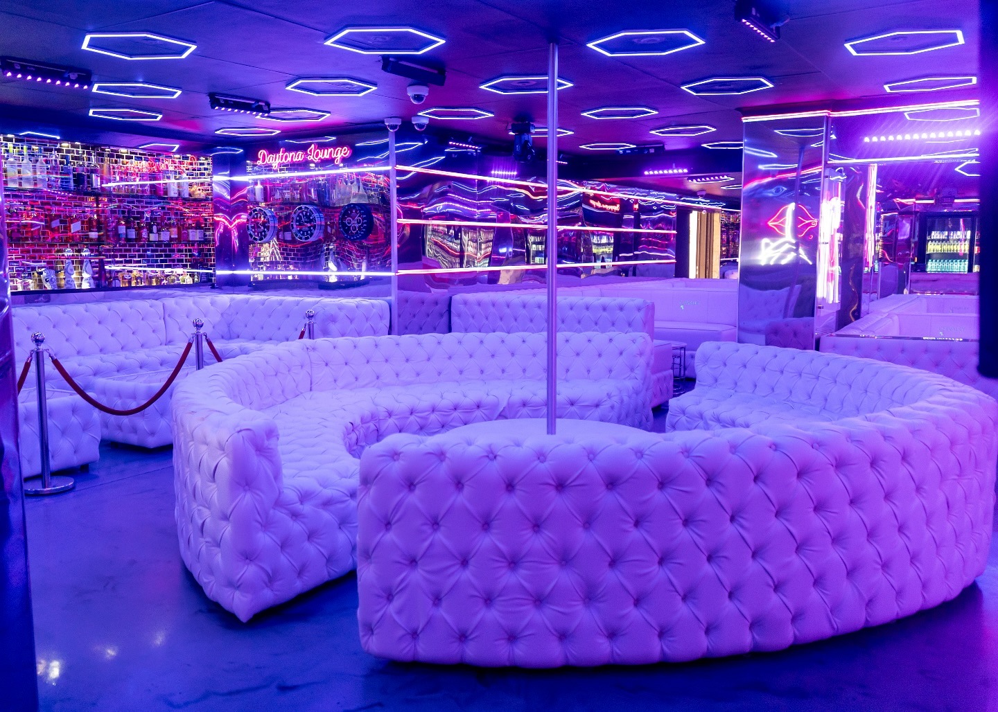 Chivalry Gentlemen's Lounge & Hotel - Nightclub in Germiston, South Africa