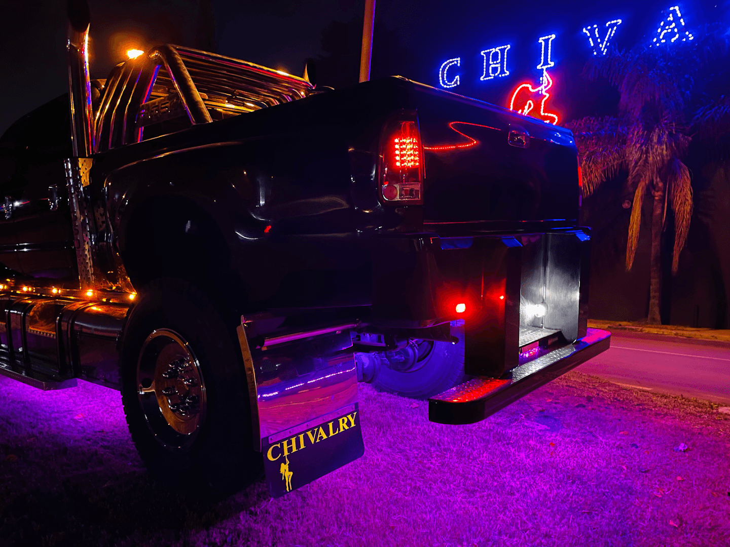 Chivalry Gentlemen's Lounge & Hotel - Nightclub in Germiston, South Africa
