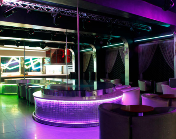 Royal Park Hotel - Nightclub in Johannesburg, South Africa