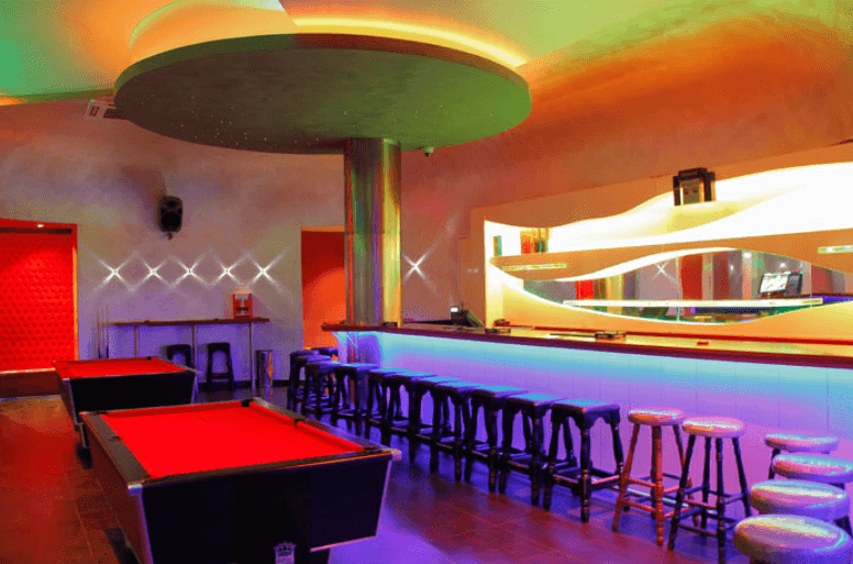 Royal Park Hotel - Nightclub in Johannesburg, South Africa