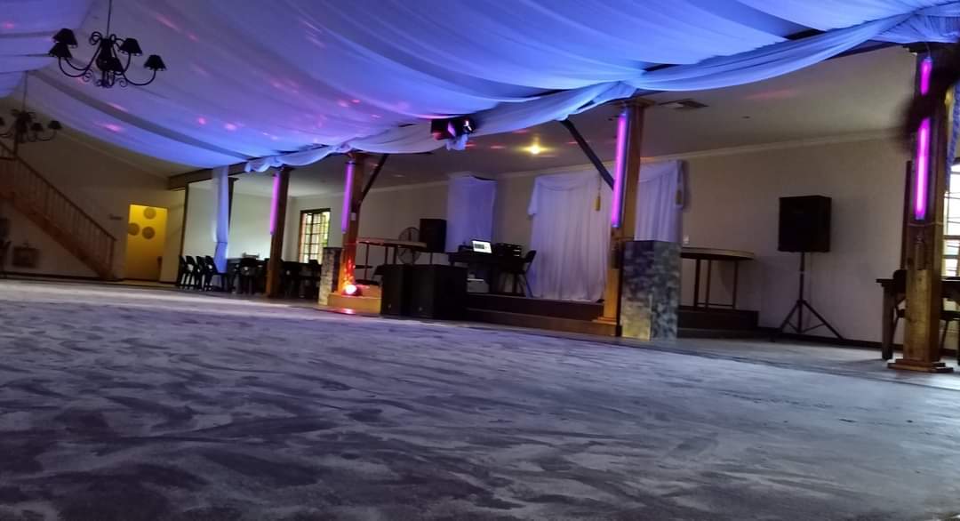 Tjailatyd Pub And Grill - Nightclub in Kroondal, South Africa