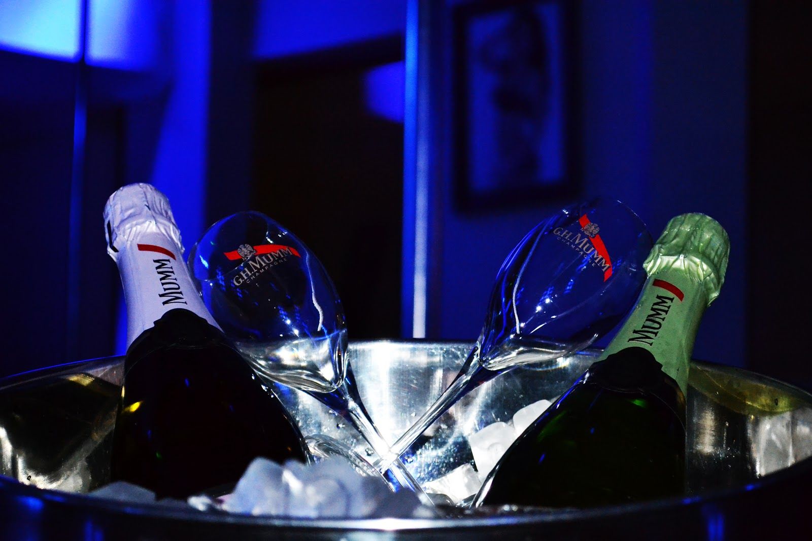 The Revue Bar - Nightclub in Sun City, South Africa