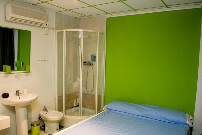 Vip S Club Avenida Bruselas - Nightclub in Alicante, Spain