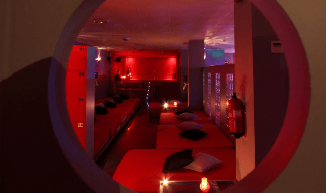 Atrevete Pub Liberal - Swinger Club in Alicante, Spain