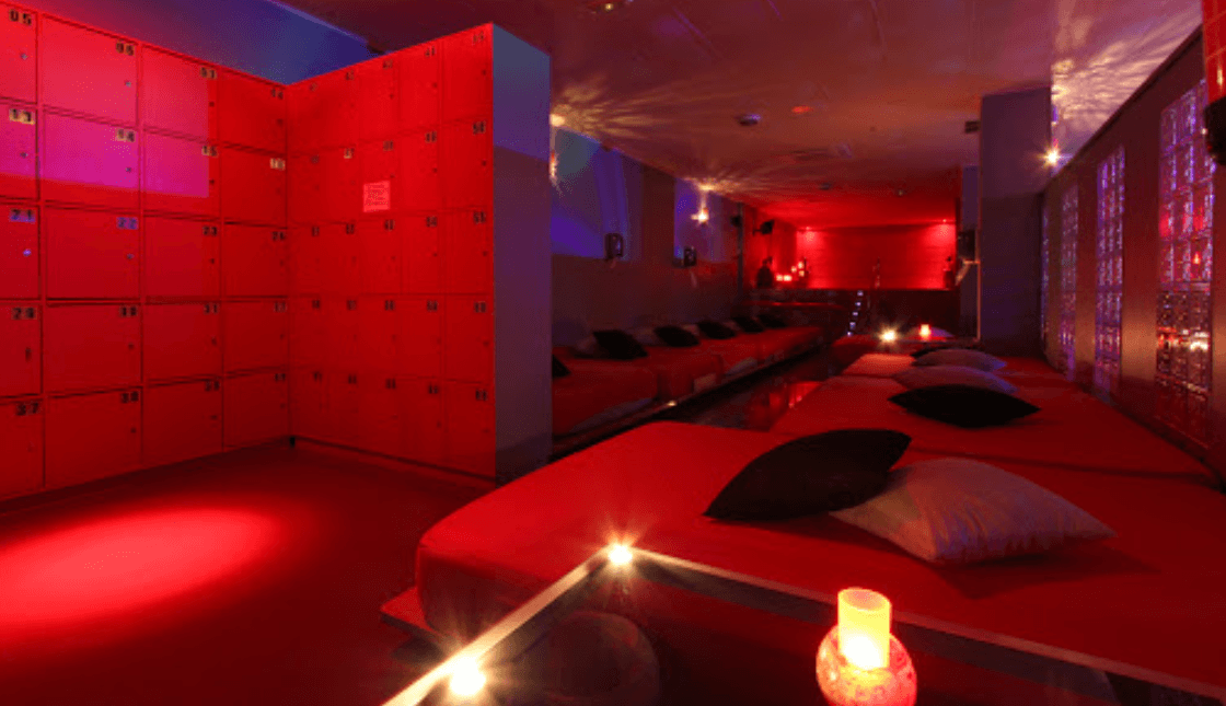 Atrevete Pub Liberal - Swinger Club in Alicante, Spain