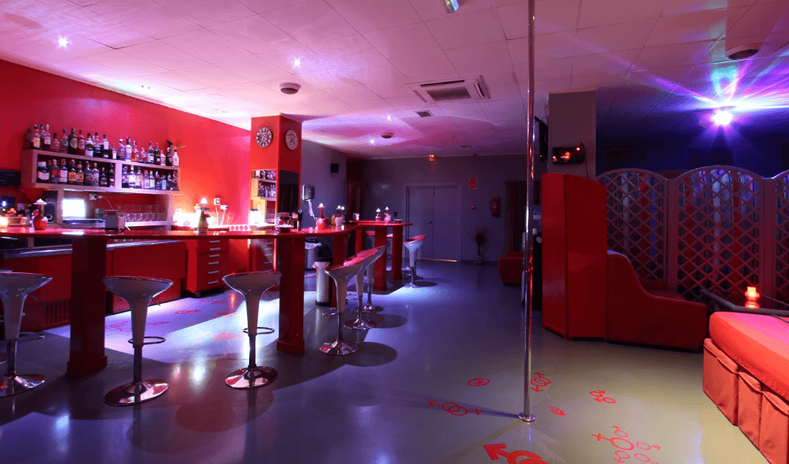 Atrevete Pub Liberal - Swinger Club in Alicante, Spain