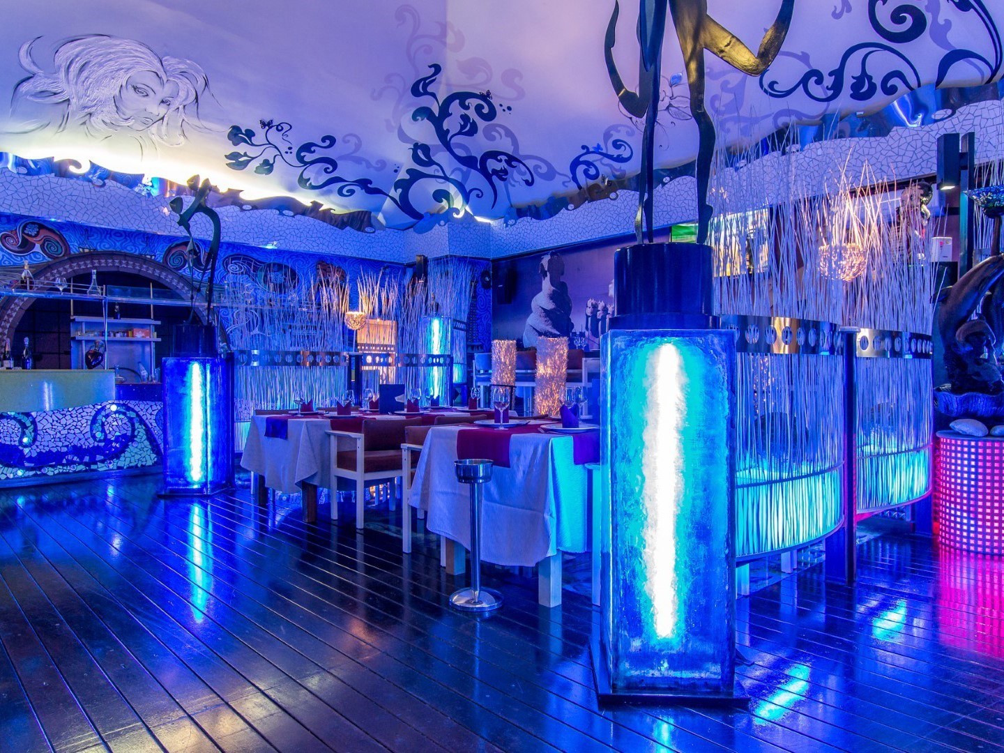Club Las Palmeras - Nightclub in Almassora, Spain