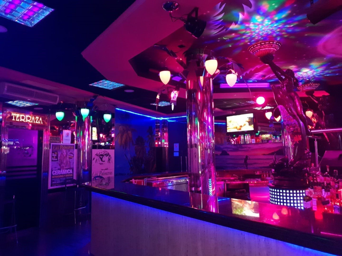 Club Las Palmeras - Nightclub in Almassora, Spain