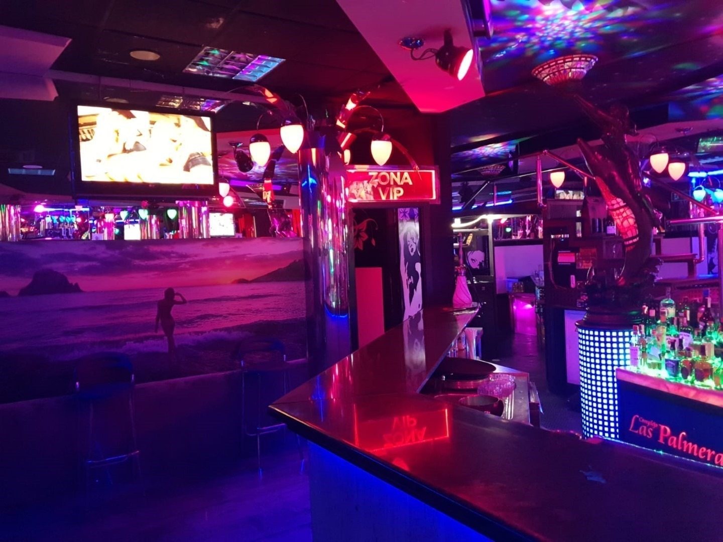 Club Las Palmeras - Nightclub in Almassora, Spain
