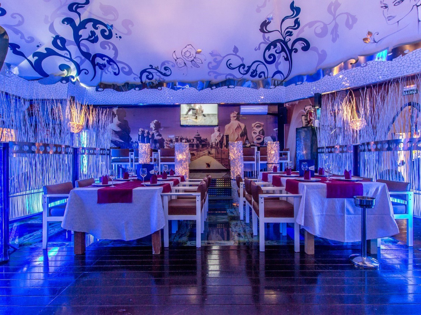 Club Las Palmeras - Nightclub in Almassora, Spain