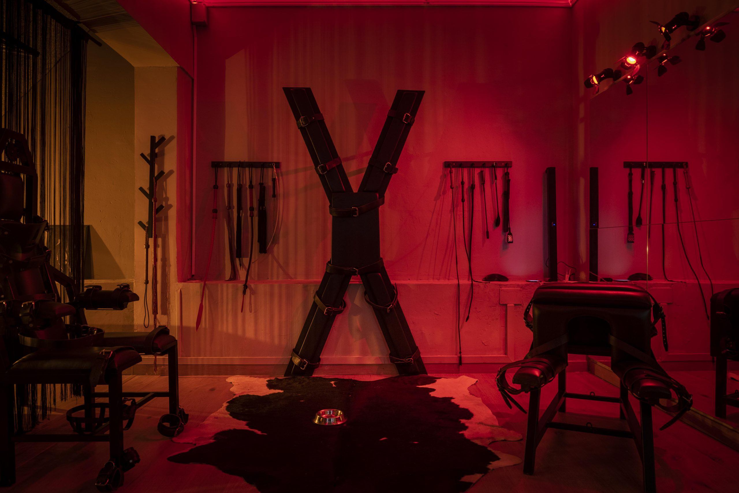 Clandestino Bdsm - Brothel in Barcelona, Spain