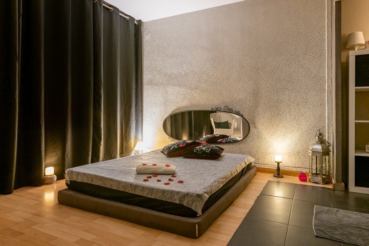 Ele Tantra - Erotic Massage in Barcelona, Spain