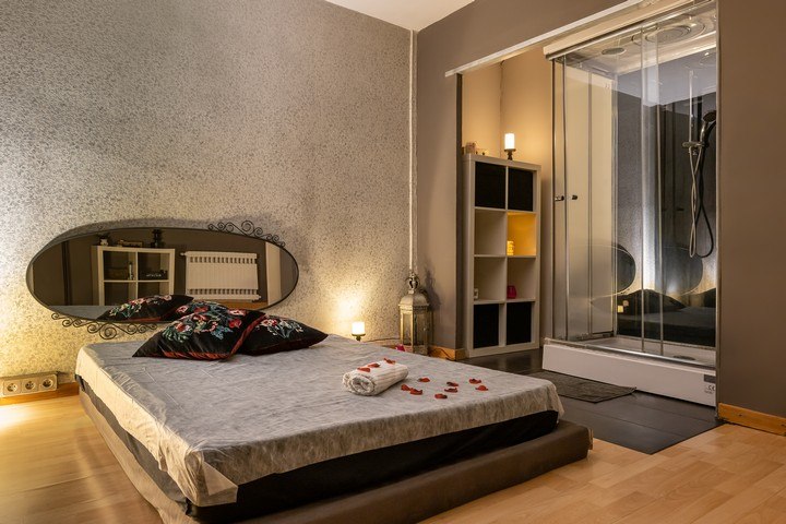 Ele Tantra - Erotic Massage in Barcelona, Spain