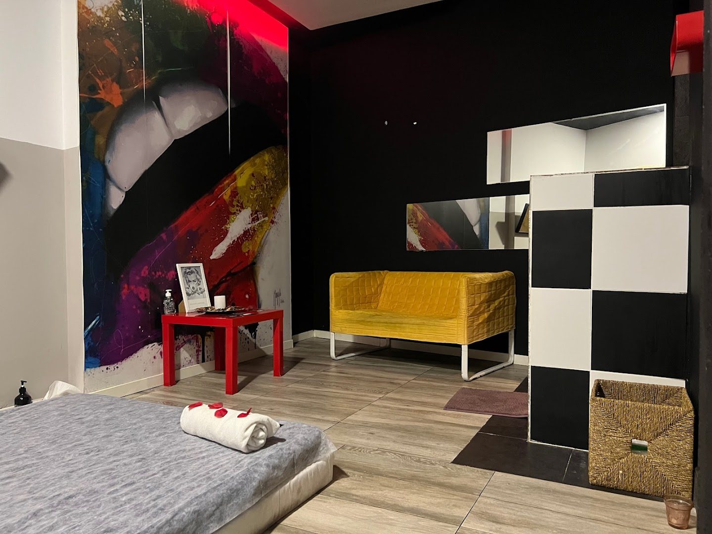 Gala Sensitive - Erotic Massage in Barcelona, Spain