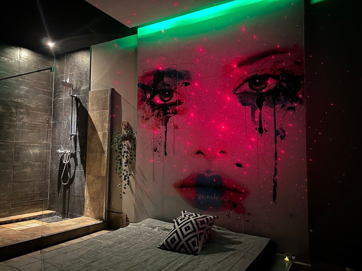 Gala Sensitive - Erotic Massage in Barcelona, Spain