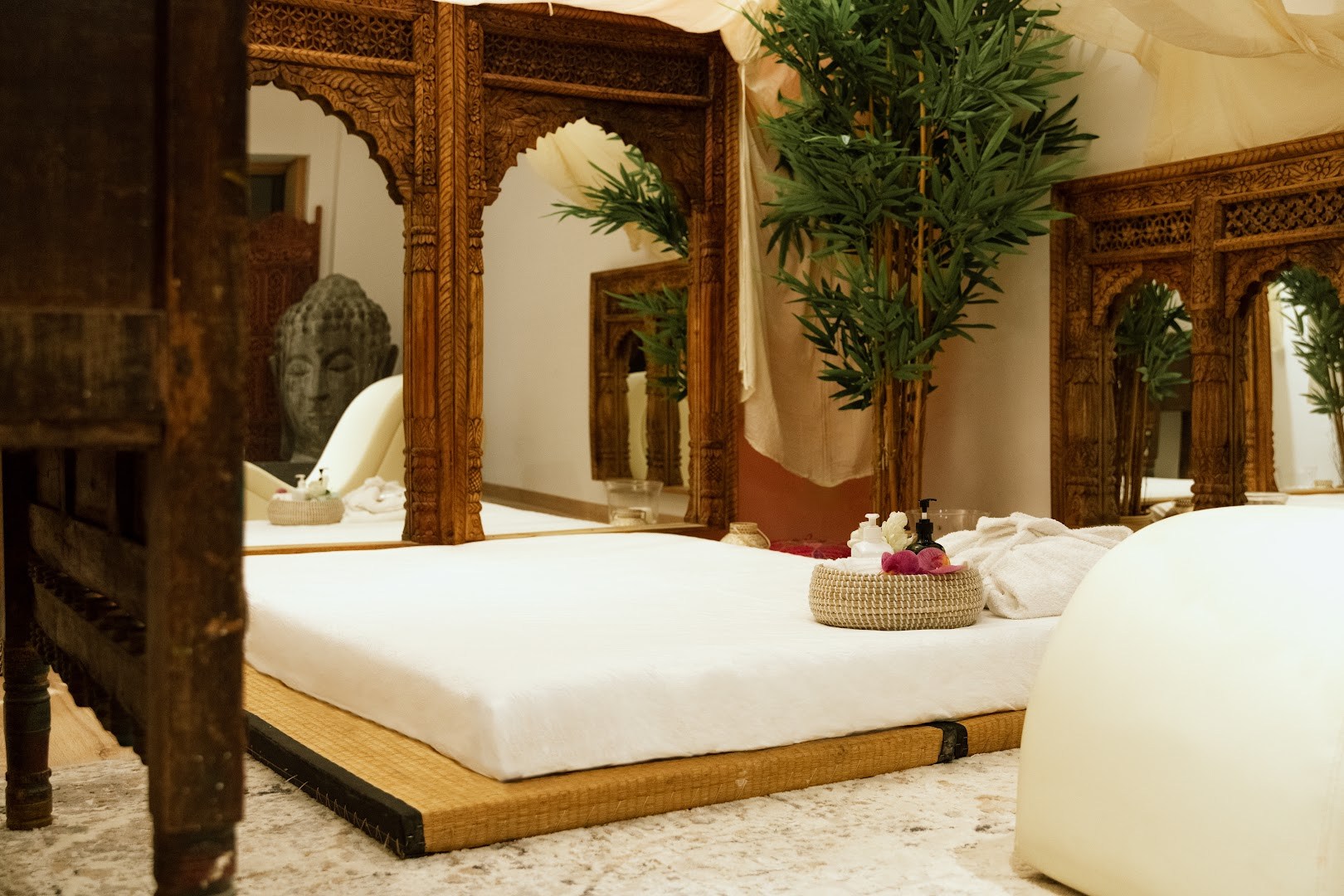 Ganesha Tantric Experience - Erotic Massage in Barcelona, Spain