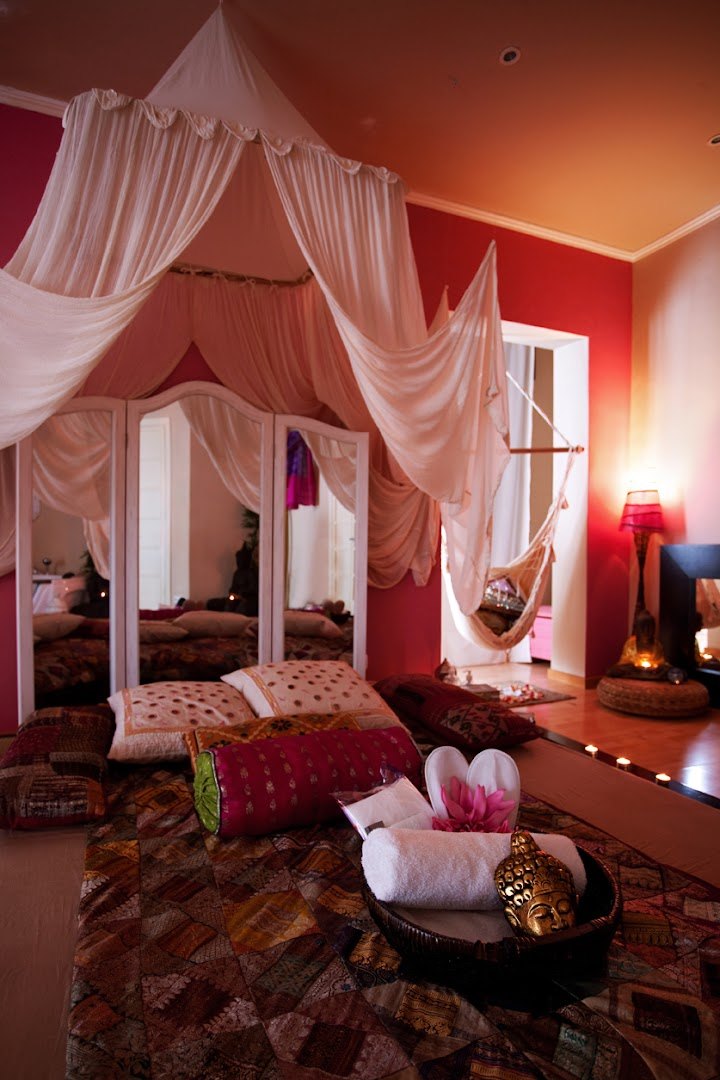 Ganesha Tantric Experience - Erotic Massage in Barcelona, Spain