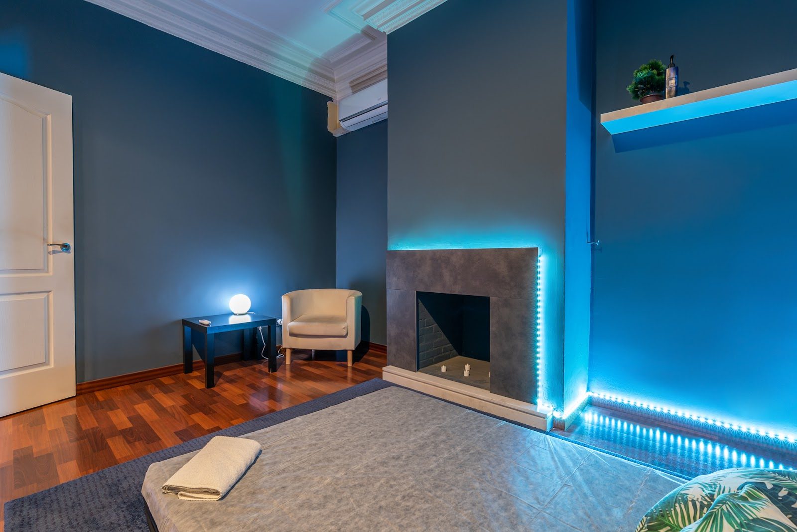 Luna Masajes Eróticos Barcelona - Erotic Massage in Barcelona, Spain
