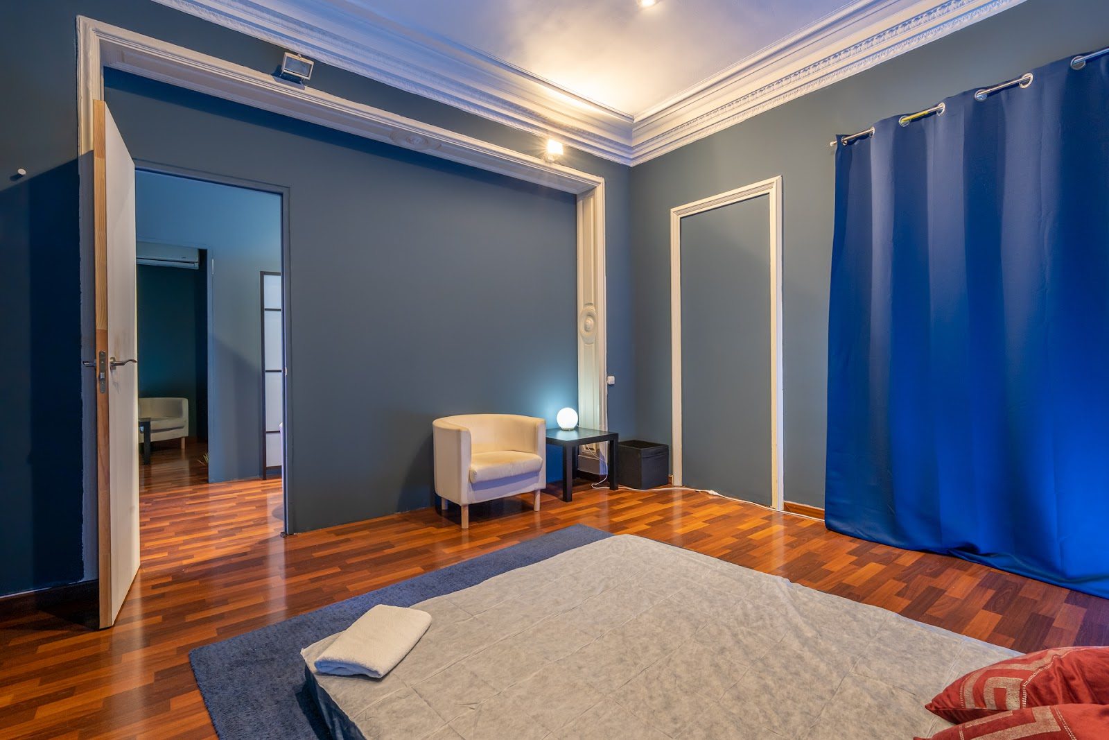 Luna Masajes Eróticos Barcelona - Erotic Massage in Barcelona, Spain
