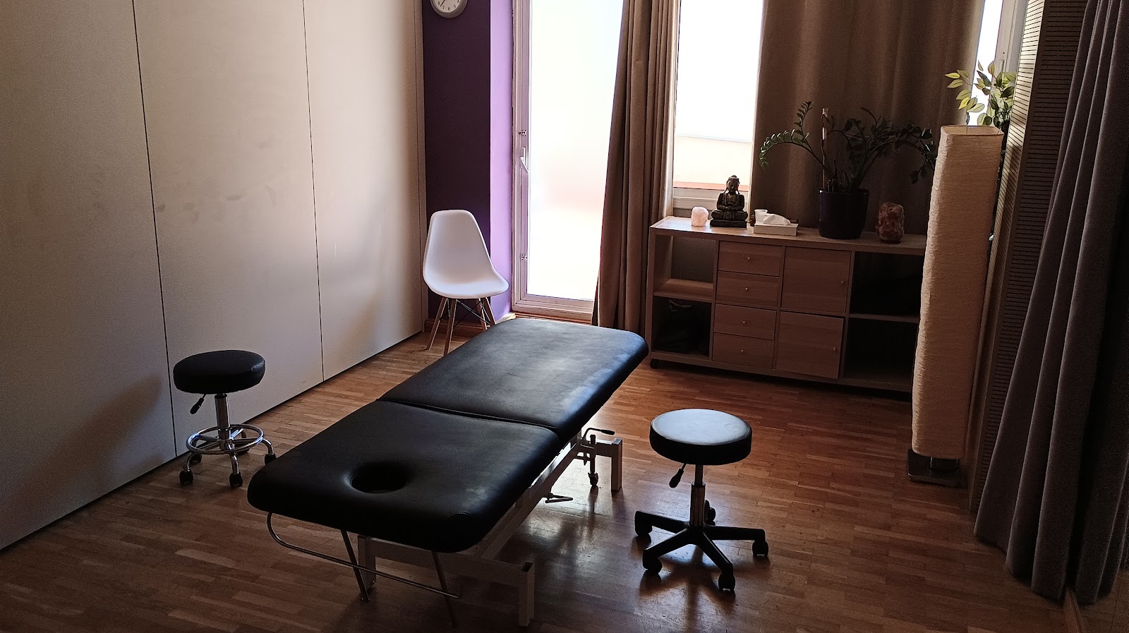 Masoespacio: Centro De Masajes En Paris 164 - Erotic Massage in Barcelona, Spain