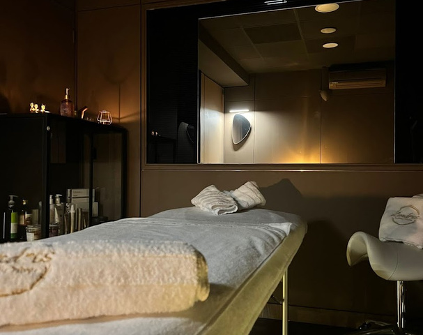 Massage Londres - Erotic Massage in Barcelona, Spain