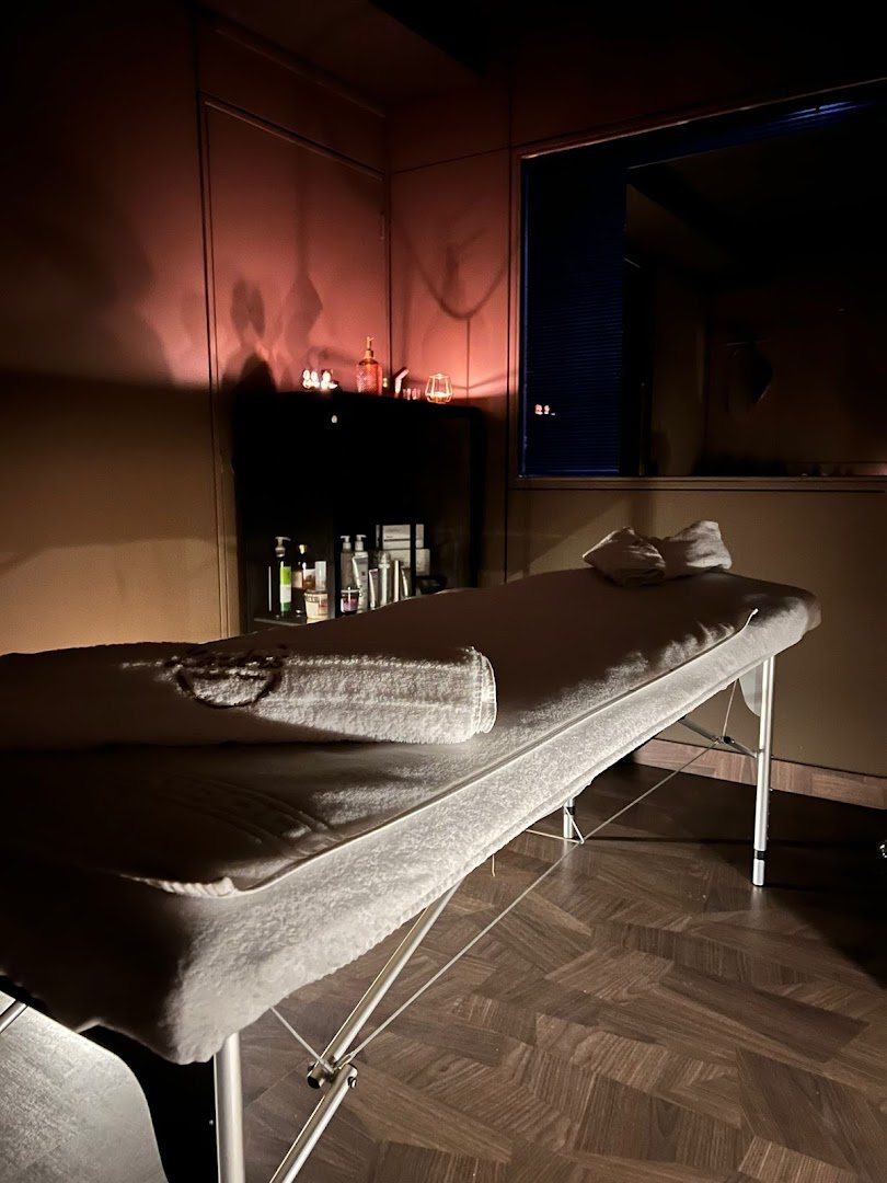 Massage Londres - Erotic Massage in Barcelona, Spain