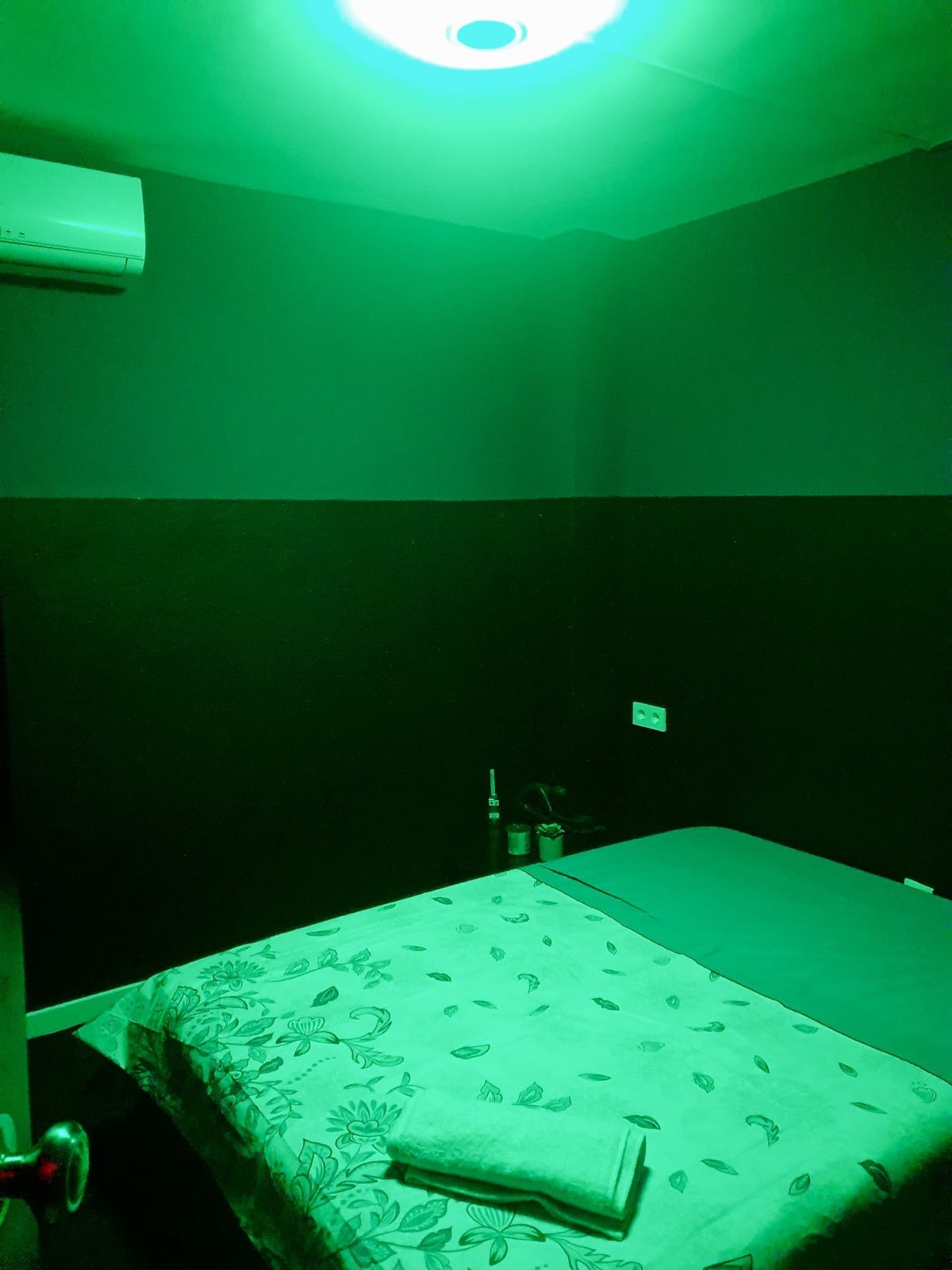 Massatge 92 - Erotic Massage in Barcelona, Spain